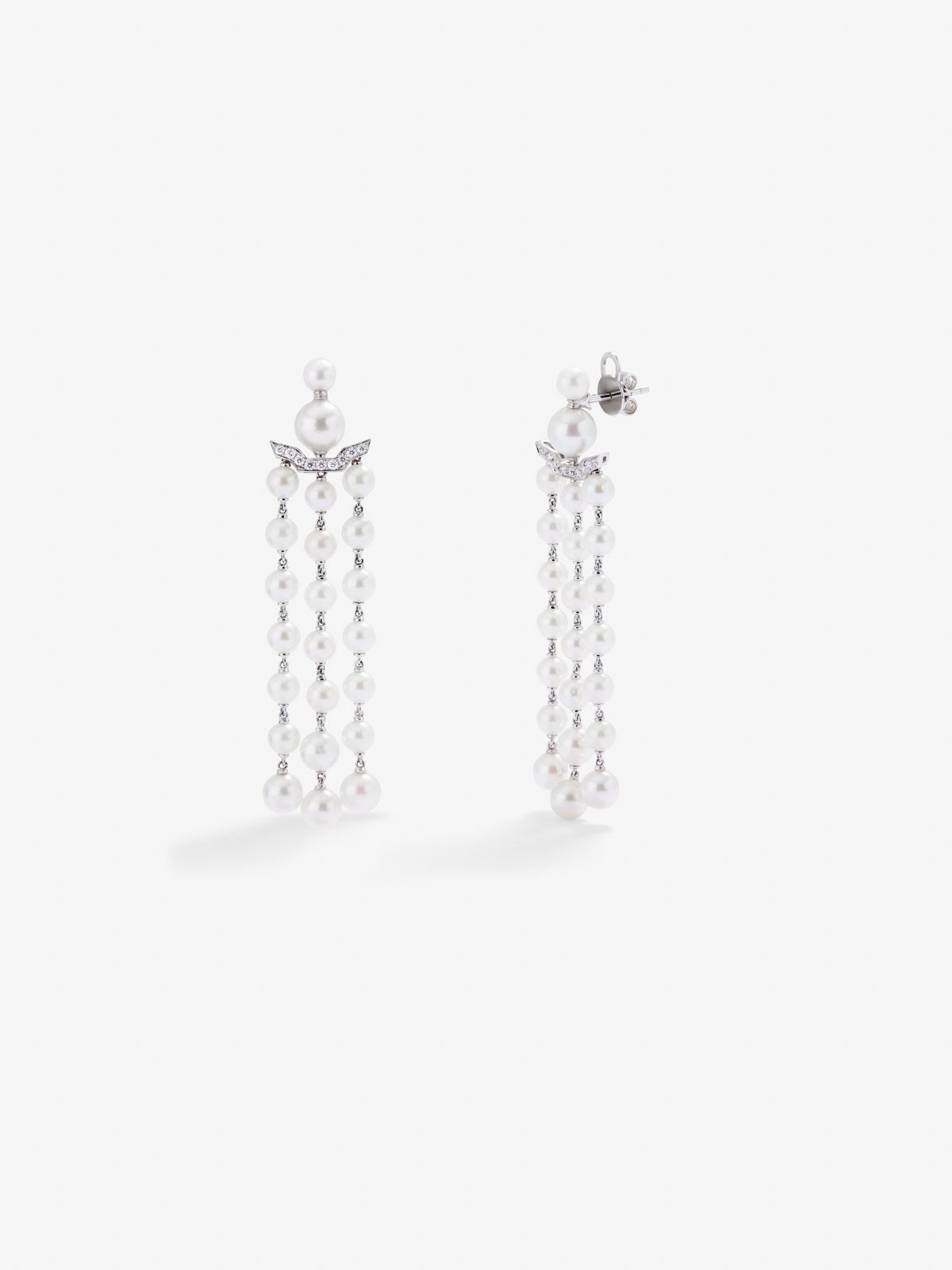 18k white gold earrings with diamonds and pearls