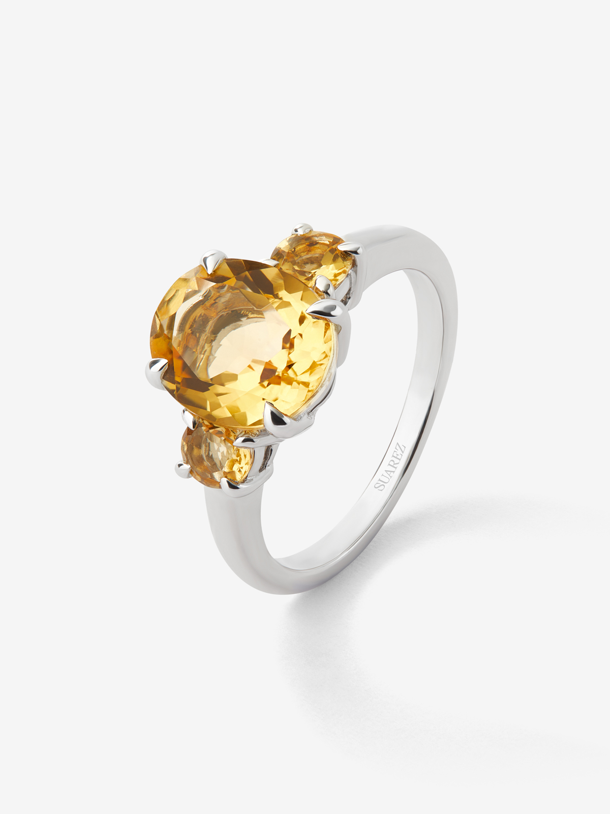 925 silver triplet ring with 3 oval-cut citrine quartz with a total of 3.14 cts