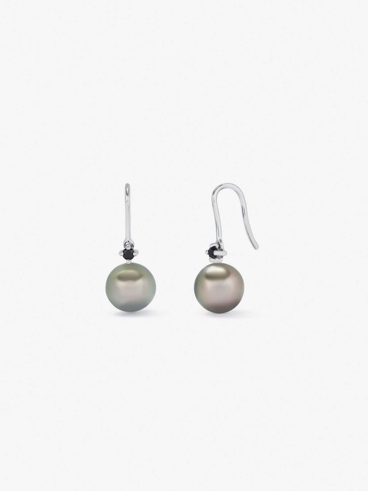 925 silver hoop earrings with 2 black spinels and 2 8.5mm Tahitian pearls