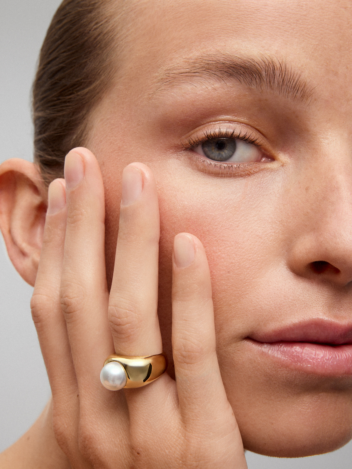 18K yellow gold ring with 10mm Australian pearl