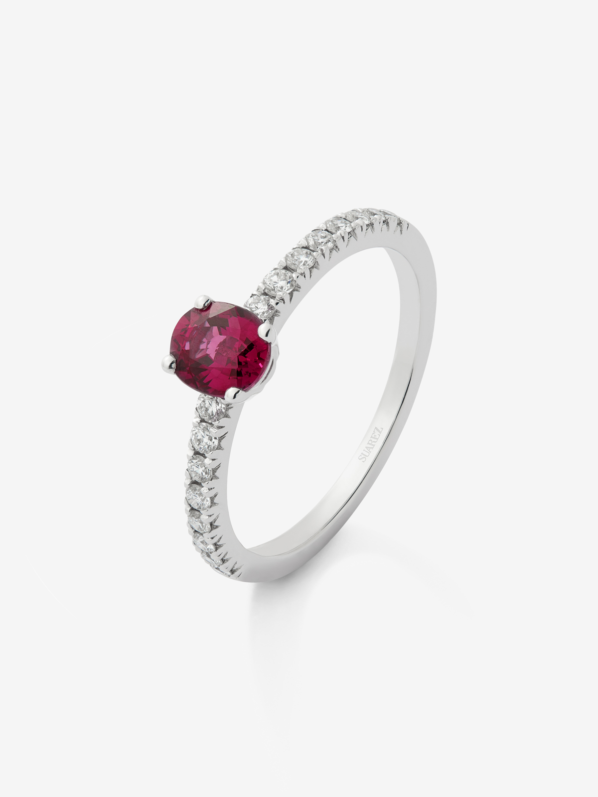 18K white gold ring with red ruby ​​0.32 cts and white diamonds in bright 0.12 cts