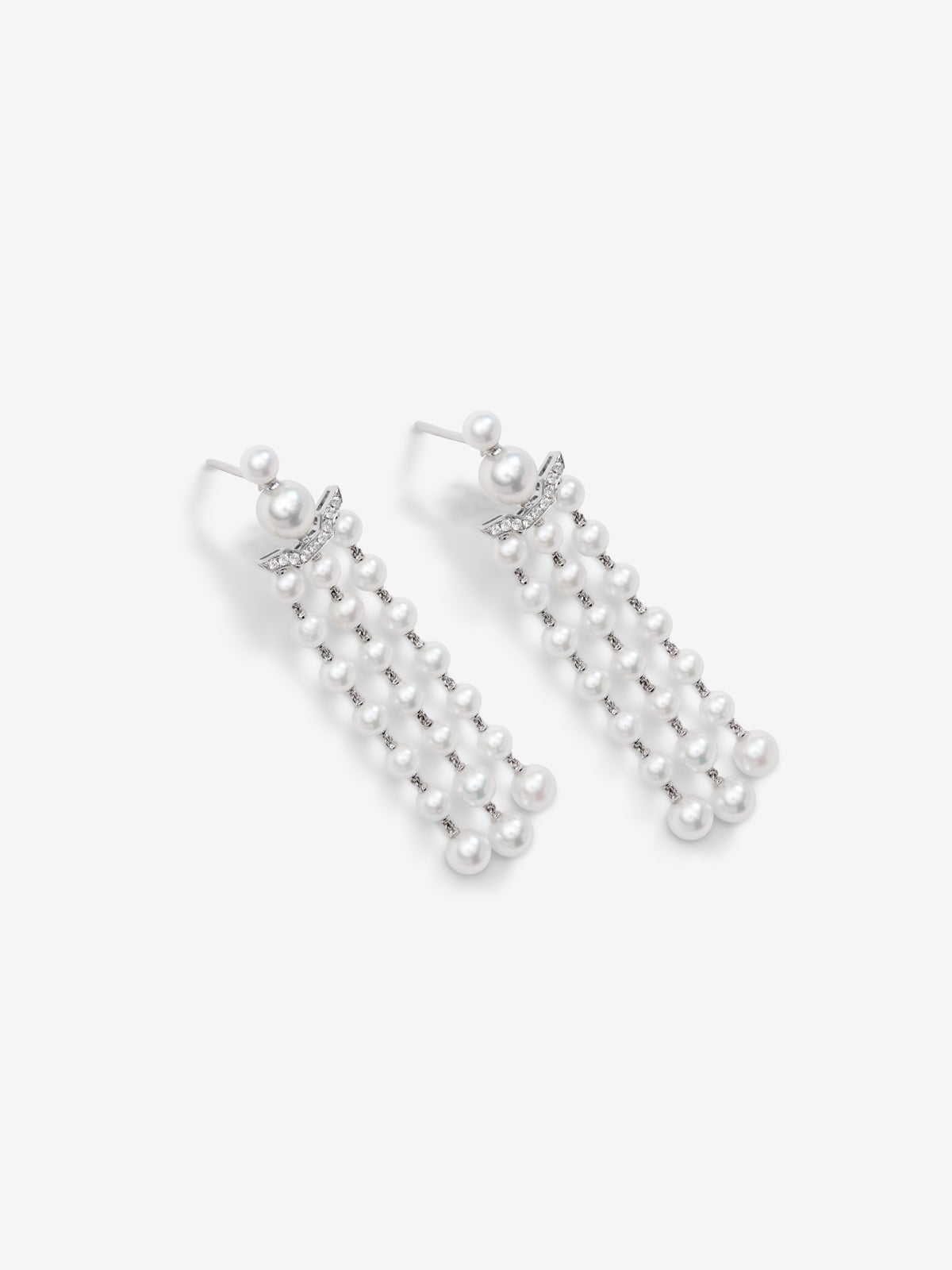 18k white gold earrings with diamonds and pearls